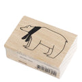 Der Stempel Eisbär von Artoz Papier AG ist ein rechteckiger Stempel mit der schwarzen Umrisszeichnung eines verschnürten Bären, ideal zum Basteln oder Gestalten von Einladungen; Barcode und Text erscheinen auf der Seite.