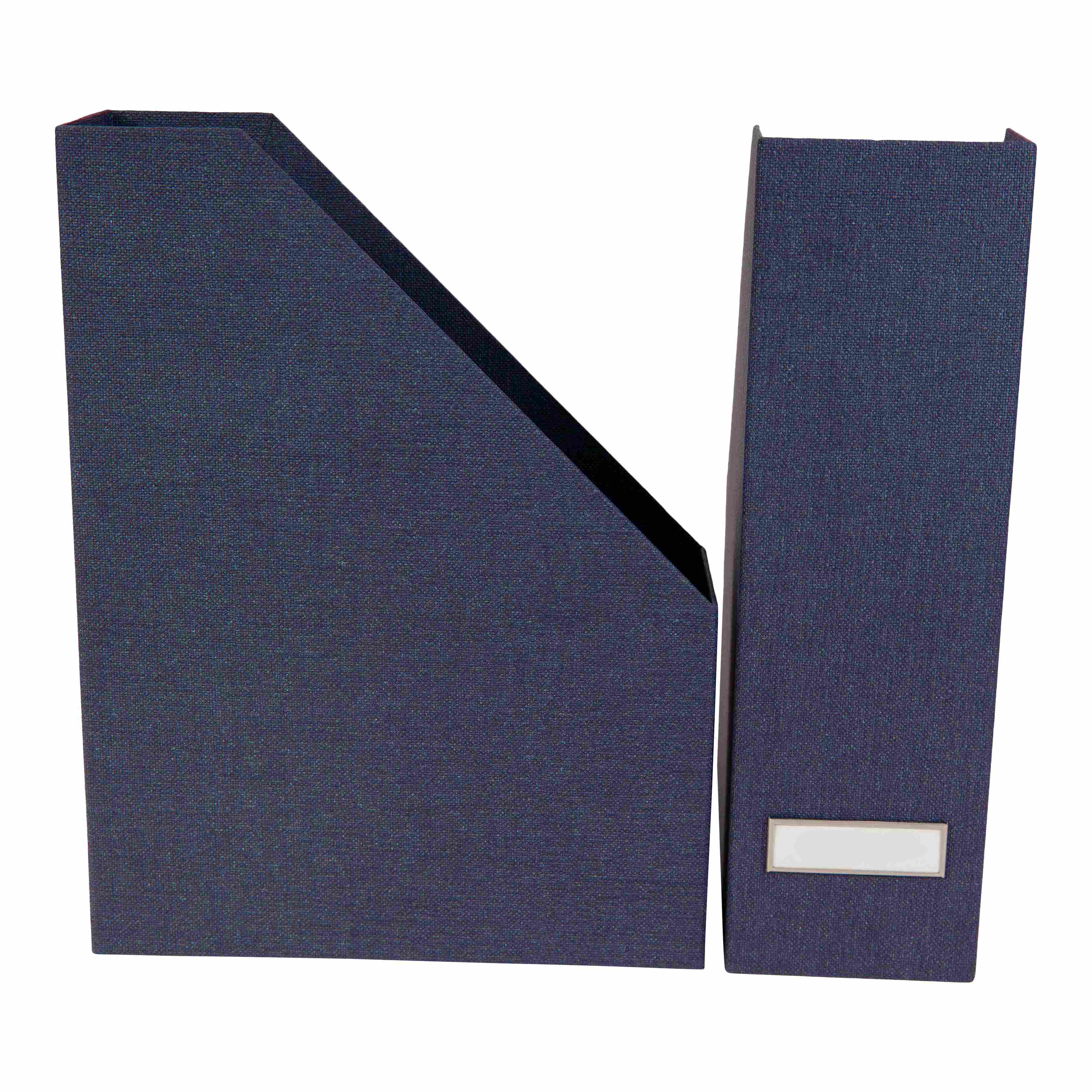 L'Artoz Papier AG 2er Stehsammler en Leinenoptik bleu, associé à un classeur assorti doté d'une étiquette de dos vierge, constitue un ensemble élégant et pratique pour tout bureau à domicile.