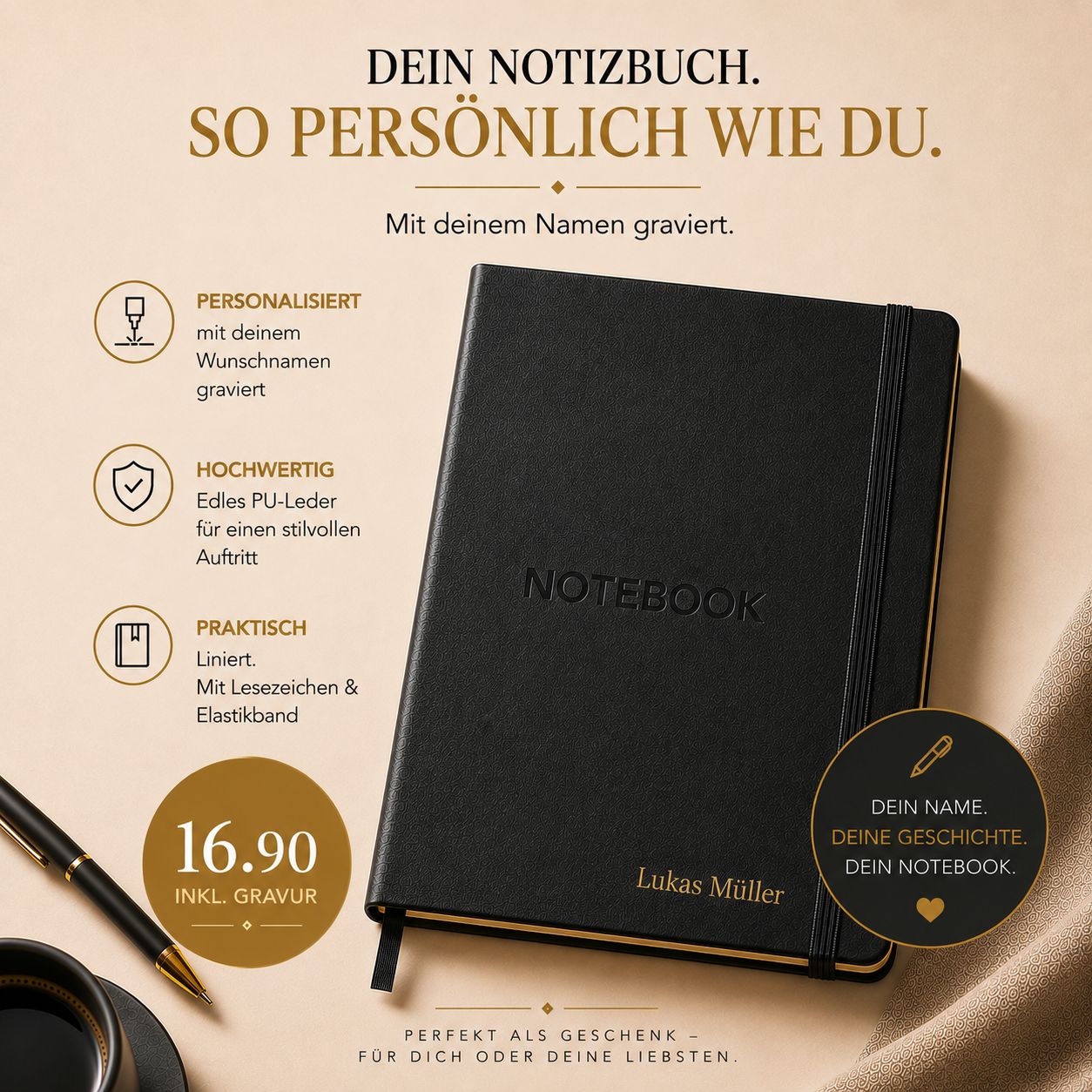 Ein schwarzes Notizbuch im A5-Format von Artoz Papier AG, graviert mit deinem Namen, dem Schriftzug „NOTEBOOK“ auf dem Einband und „Lukas Müller“ am unteren Rand – präsentiert zusammen mit einem Stift, einer Kaffeetasse und goldenen Büroklammern. Personalisierbar und preislich attraktiv.