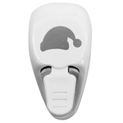 La perforatrice « Stanzer S Mütze » d'Artoz Papier AG est une perforatrice en papier kraft blanc ornée d'un bonnet de Père Noël gris sur le dessus, idéale pour la création de cartes et la réalisation de découpes en papier sur le thème des fêtes de fin d'année.