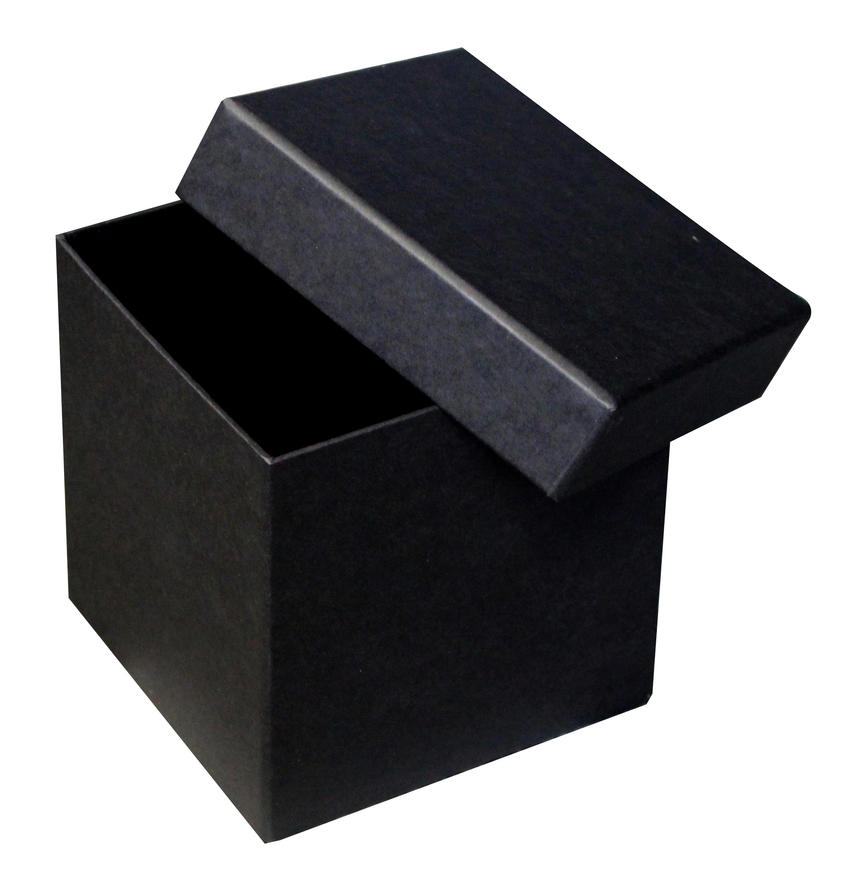 Une boîte carrée noire de la marque Artoz Papier AG, similaire à la « Geschenk-Box Pure Grösse L » disponible en plusieurs couleurs, est posée là, son couvercle partiellement ouvert, laissant entrevoir son intérieur vide.