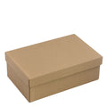 La « Geschenk-Box Pure M rechteckig » d'Artoz Papier AG, disponible en plusieurs couleurs, est une boîte-cadeau rectangulaire sobre dotée d'un couvercle ajusté — idéale comme emballage cadeau —, présentée ici sur fond blanc.