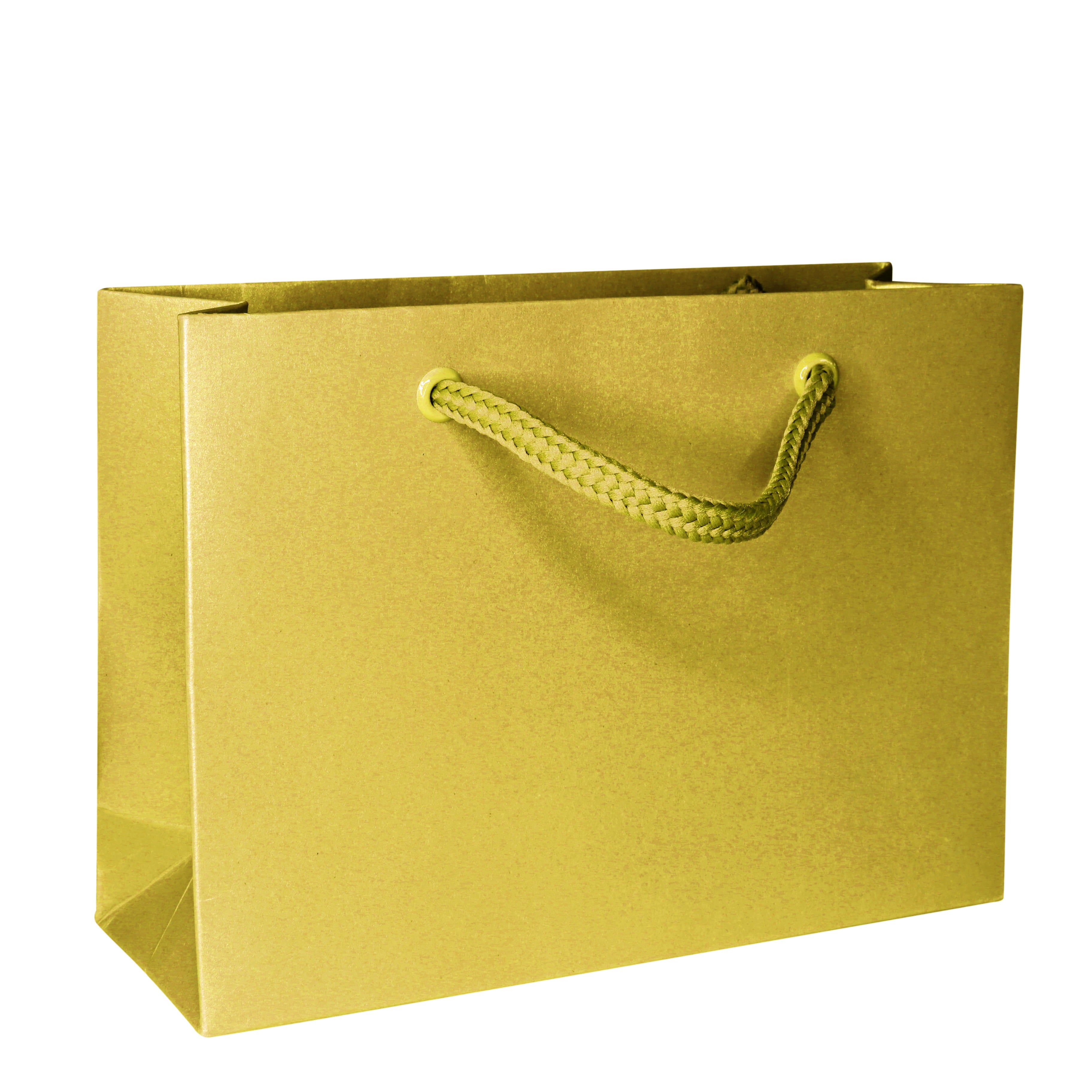 Un sac cadeau « Geschenk Tragtasche Pure Grösse S div. Farben » de couleur dorée, fabriqué par Artoz Papier AG et doté de poignées tressées, est posé debout sur un fond blanc.