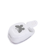L'Artoz Papier AG Stanzer S Schmetterling est une perforatrice en papier blanc avec un motif de papillon - idéal pour les Karten gestalten et la découpe de formes de papillons pour rehausser vos projets créatifs.