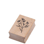 Der Stempel Blumen Breeze von Artoz Papier AG ist ein rechteckiger Stempel mit einer schwarzen Linienillustration einer stilisierten Blume und Blättern - ideal für Bastelarbeiten oder um Einladungskarten mit Charme zu versehen. Abgebildet auf weißem Hintergrund.
