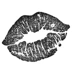 L'Artoz Papier AG Stempel Kussmund présente une marque de baiser de rouge à lèvres détaillée en noir et blanc, capturant le contour texturé des lèvres - idéal pour le Bastelarbeiten ou l'artisanat créatif.
